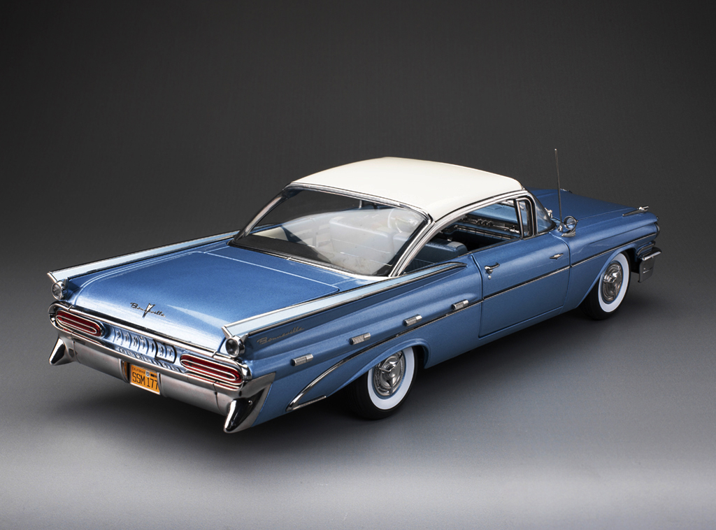 Pontiac Bonneville Hardtop 1959 1:18 Sunstar Platinum Azul - 20 Pontiac Bonneville Hardtop 1959 1:18 Sunstar Platinum Azul - 20
