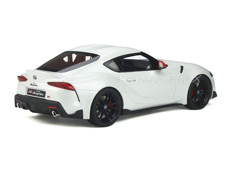 Toyota Supra GR Fuji Speedway Edition 1:18 GT Spirit Branco
