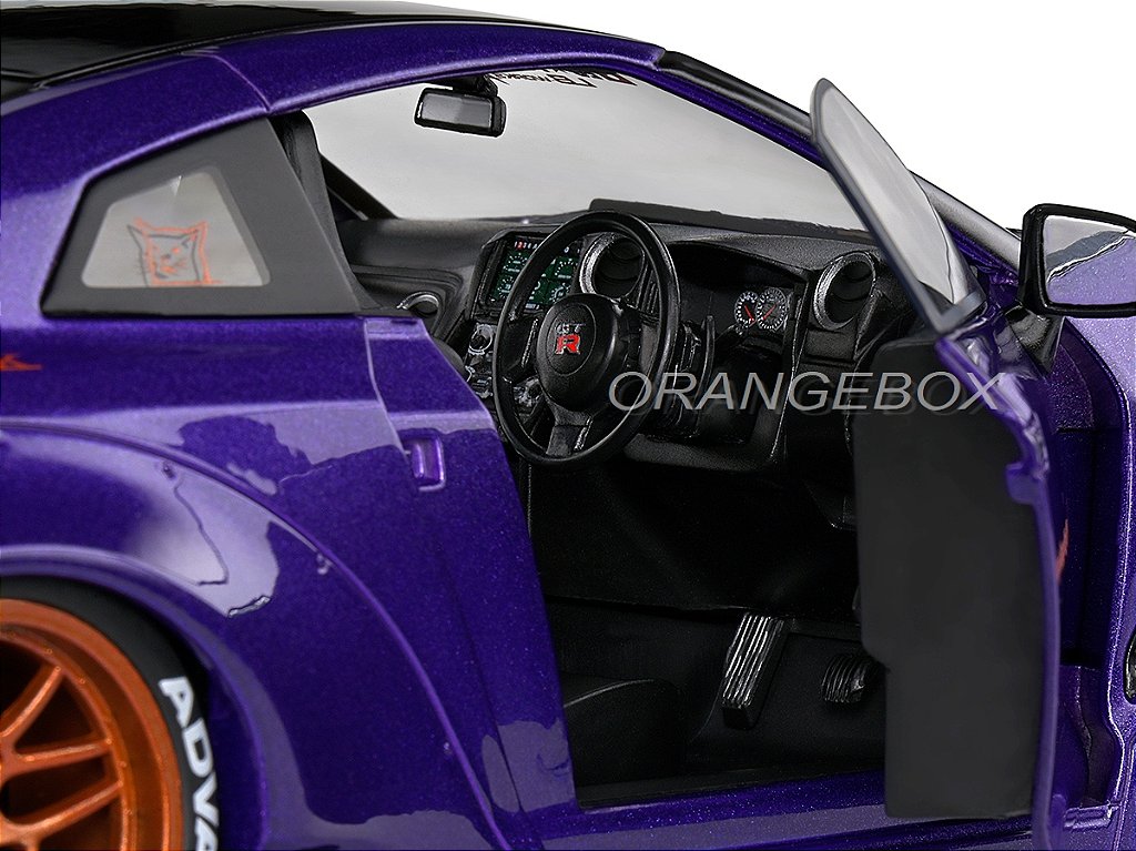 Nissan GT-R (R35) 2022 Liberty Walk Body Kit 2.0 1:18 Solido