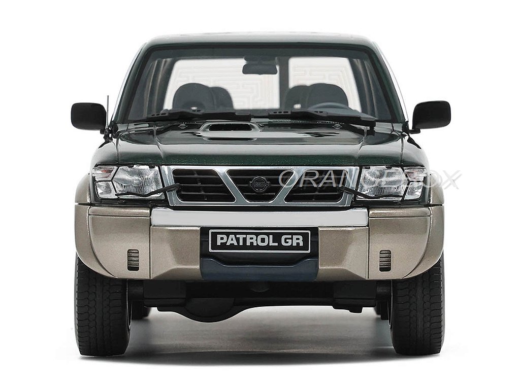 Nissan Patrol GR Y61 1998 1:18 OttOmobile - Atacado de Miniaturas