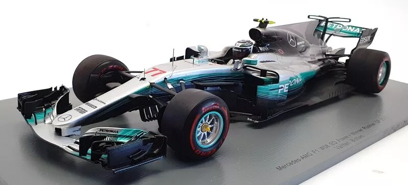 スパーク1/18メルセデスAMG W08 L.ハミルトン ワールドチャンピオン Fórmula 1 Mercedes Benz AMG W08 3º Bahrain 2017 Bottas 1:18 Spark