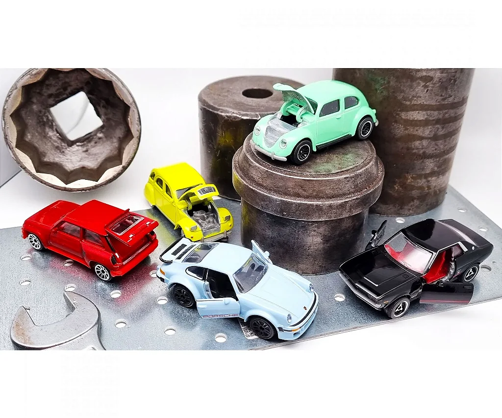 Conjunto Vintage de 5 Miniaturas de Veículos - Escala 1:64
