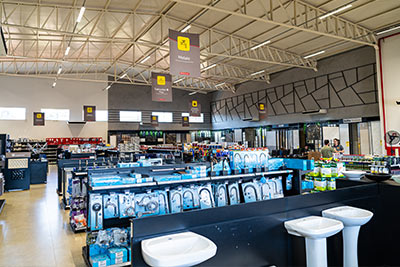 pias louças e metais