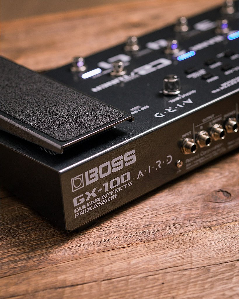 美品 BOSS GX-100 Guitar Effects Processor GX-100 Guitar Effects Processor - Produto Usado - The Tone Boutique