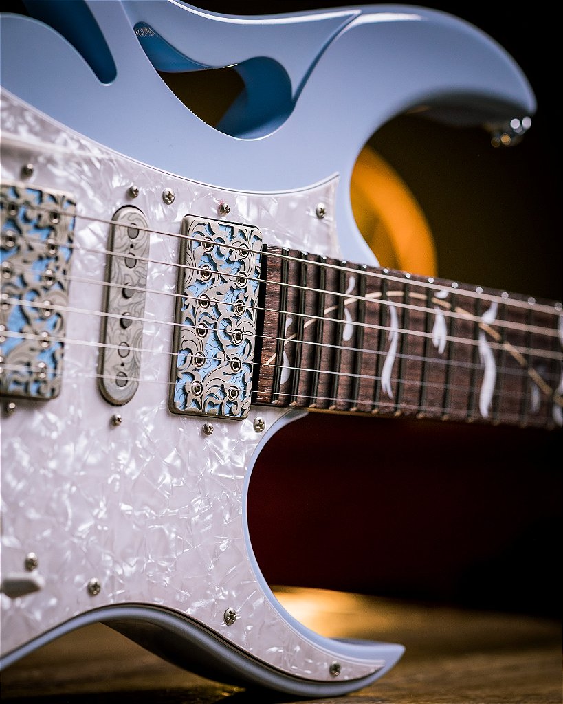Guitarra Ibanez Steve Vai Signature PIA3761 Blue Powder - The Tone
