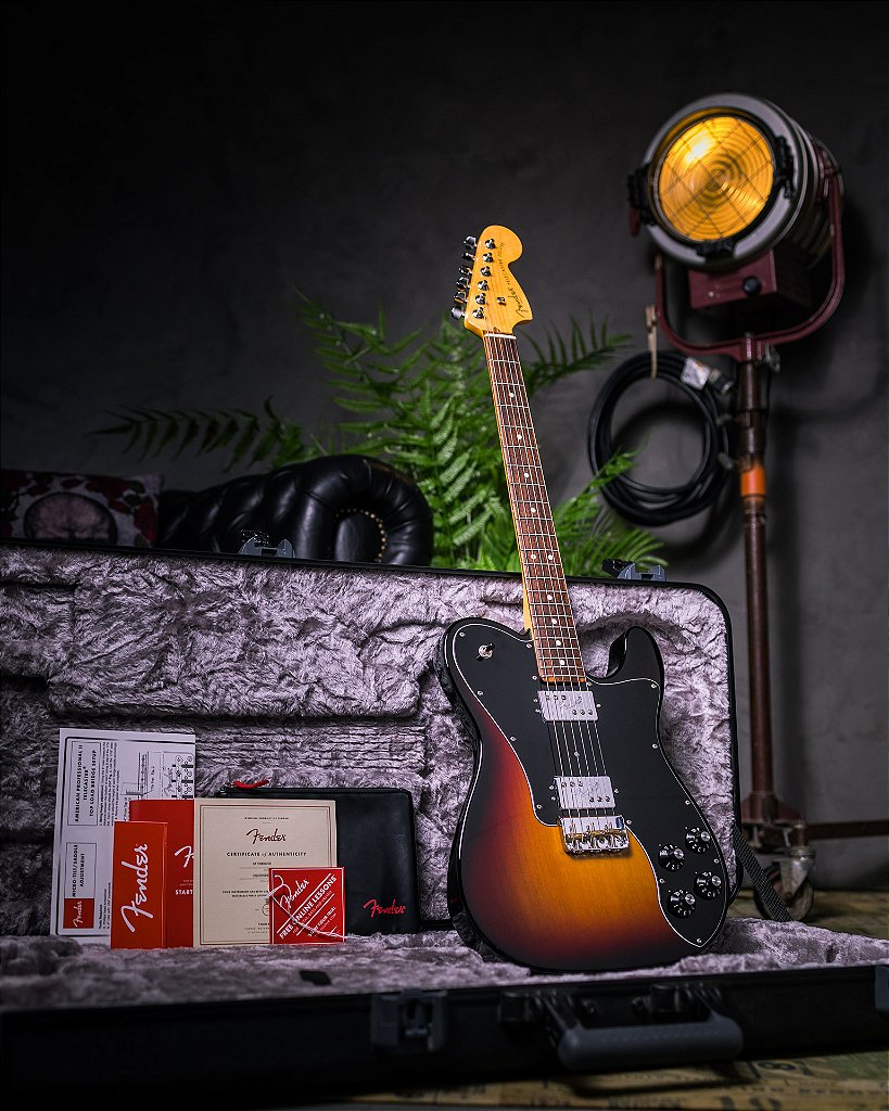 Guitarra Fender American Professional II Telecaster Deluxe - The