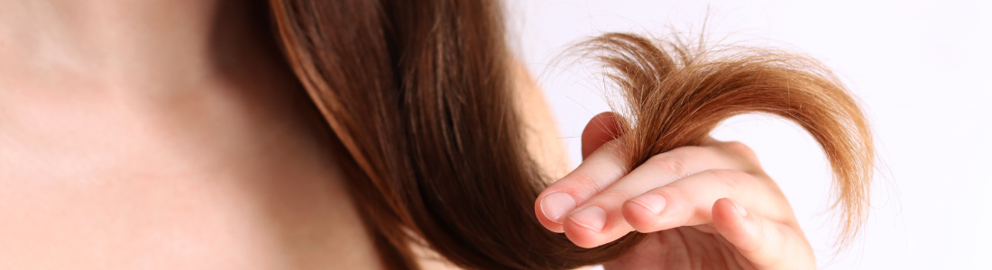  Como o Sol, o Cloro e o Sal afetam sua Pele e Cabelo