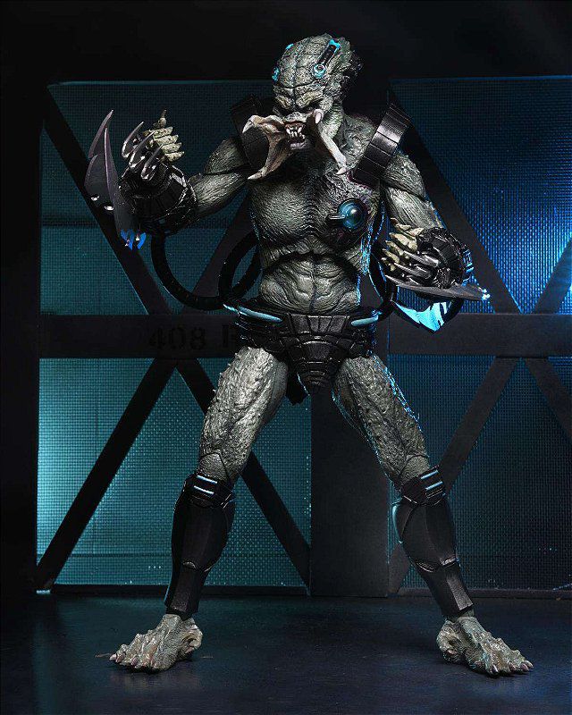 Action Figure Predador Stone Heart Deluxe 28 cm - Neca Toys