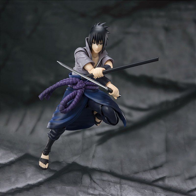 Action Figure Sasuke Uchiha Naruto Shippuden - Bandai SHF - Cubo