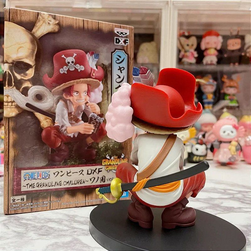 Action Figure Shanks - Mini One Piece - Cubo Nerd - O universo