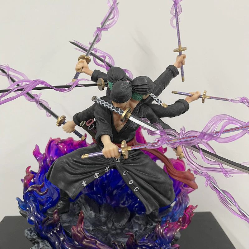 Figure Roronoa Zoro Kyutoryu Estilo 9 Espadas One Piece - Cubo