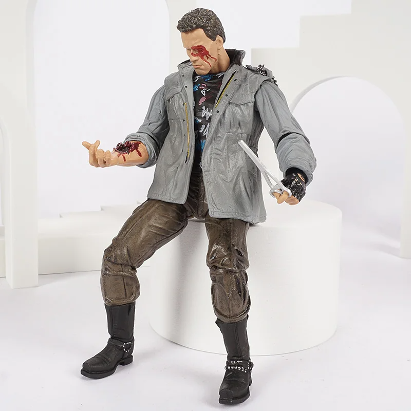 Action Figure T800 Tech Noir Cyborg - NECA - Cubo Nerd - O