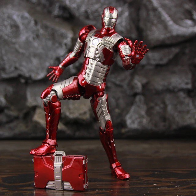 Action Figure Iron Man Mark V - Marvel - Cubo Nerd - O universo