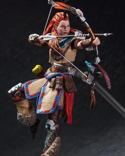 Action Figure Aloy Horizon Forbidden West - Sony - Cubo Nerd - O