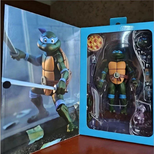 Figure Leonardo Leads TMNT - Original NECA - Cubo Nerd - O