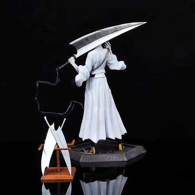 Estátua Ichigo Kurosaki Zangetsu 33Cm - Bleach - Cubo Nerd - O
