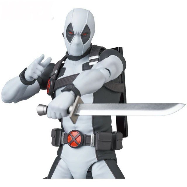 Action Figure Deadpool X-Force Marvel - Original MAFEX - Cubo Nerd