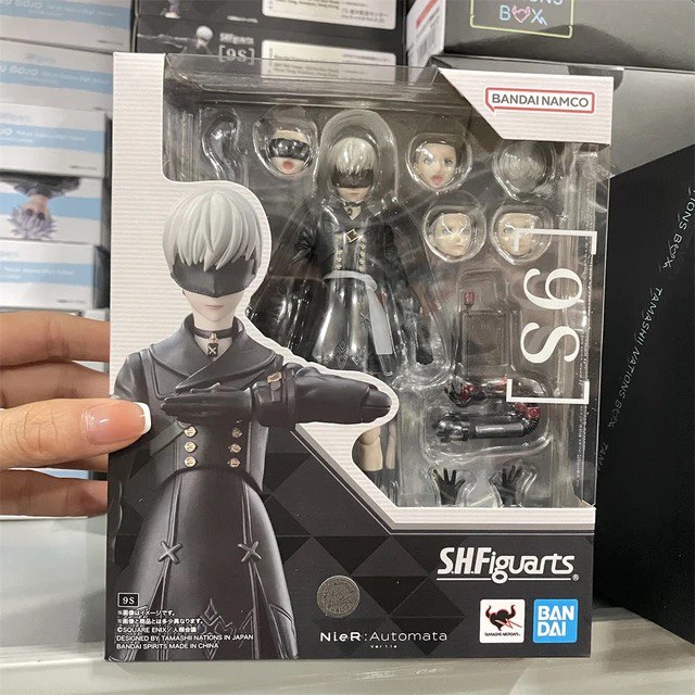 Action Figure 9S NieR:Automata - Bandai ShFiguarts - Cubo Nerd - O