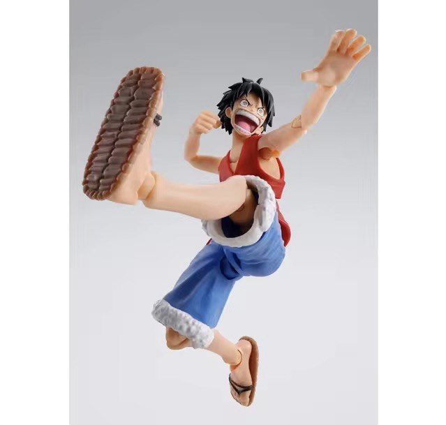 Action Figure Monkey D. Luffy Romance Dawn One Piece - Bandai ShF