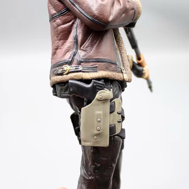 Figure Leon S. Kennedy 1/6 Resident Evil 4 - Cubo Nerd - O