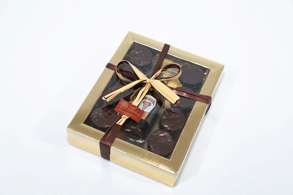 Caixa de licor com copinhos de chocolate - Eriel Chocolates
