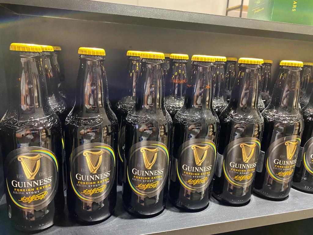 Cerveja Guinness Foreign Extra Stout 1un - Armazem Campineiro