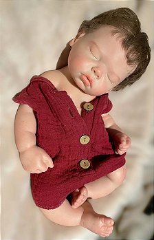 Bebê Reborn De Silicone Solido