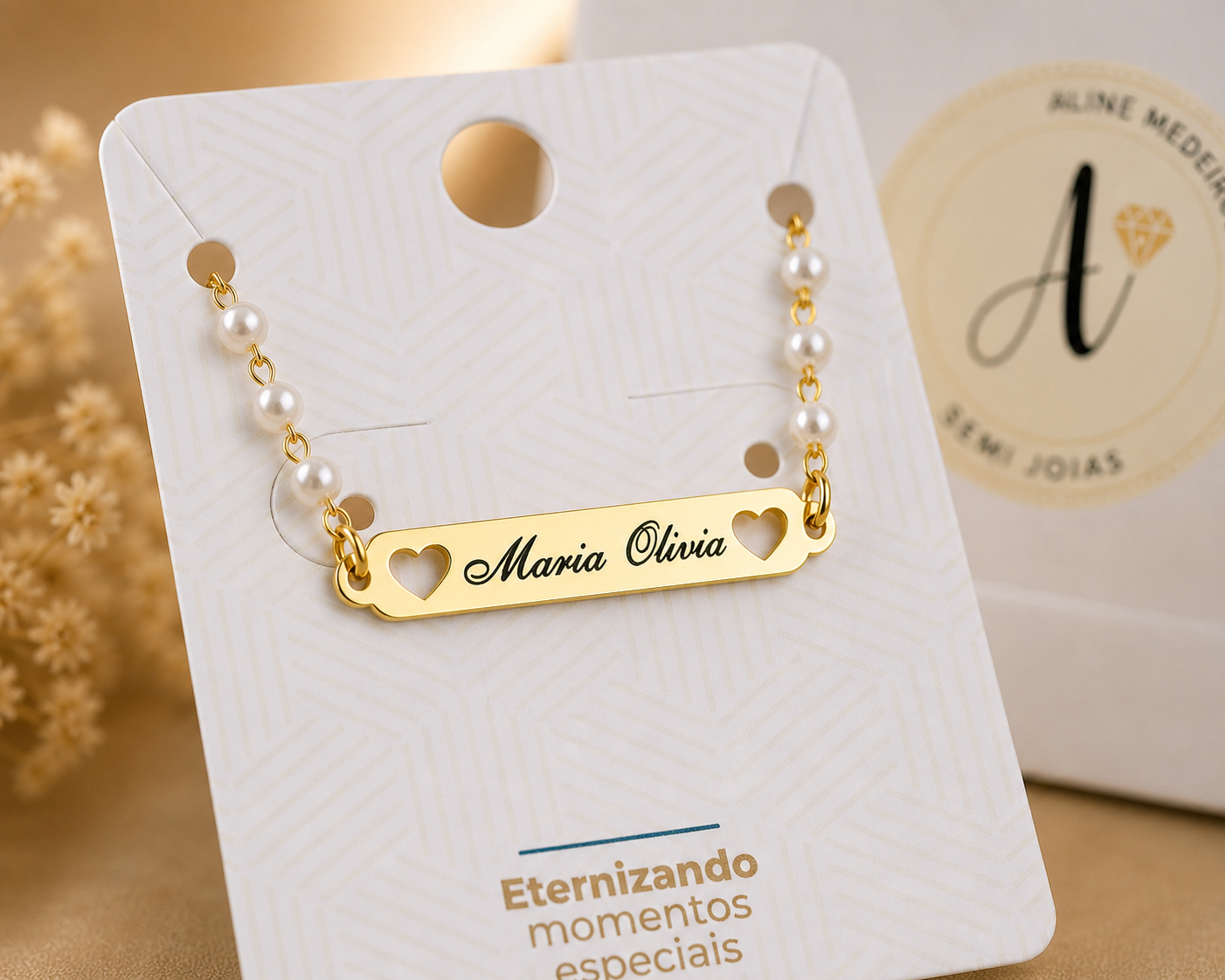 Pulseira no pulso da bebê