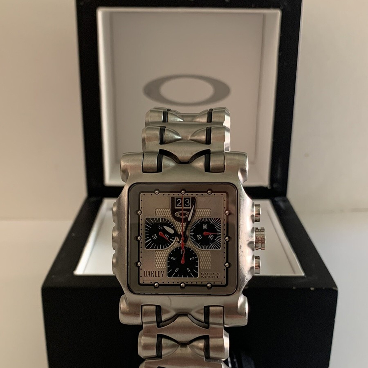 Oakley Tank Minute Machine Carbon Edition