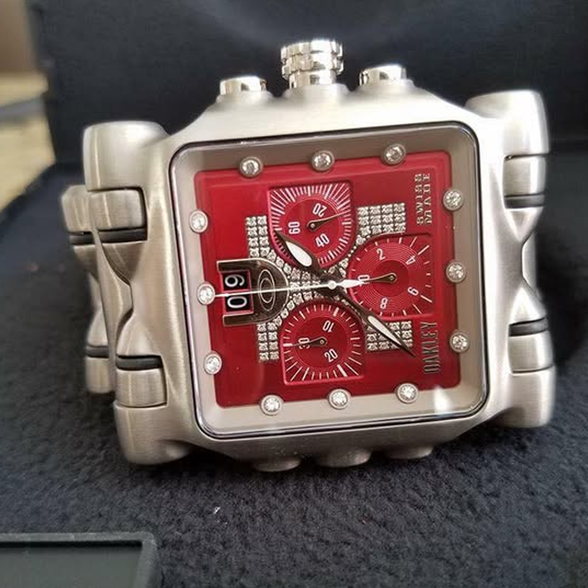 Oakley Tank Minute Machine Titanium Standard