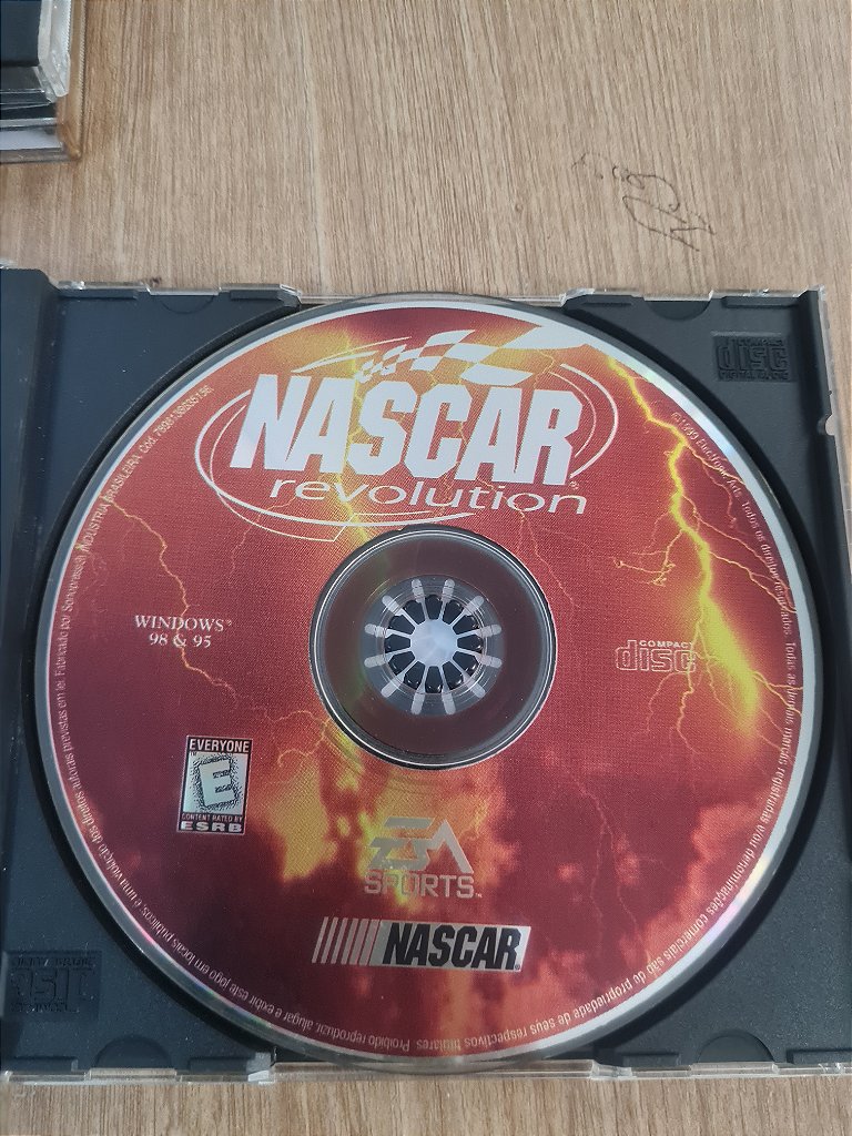 Jogo para PC NASCAR Revolution Original – imagem 2
