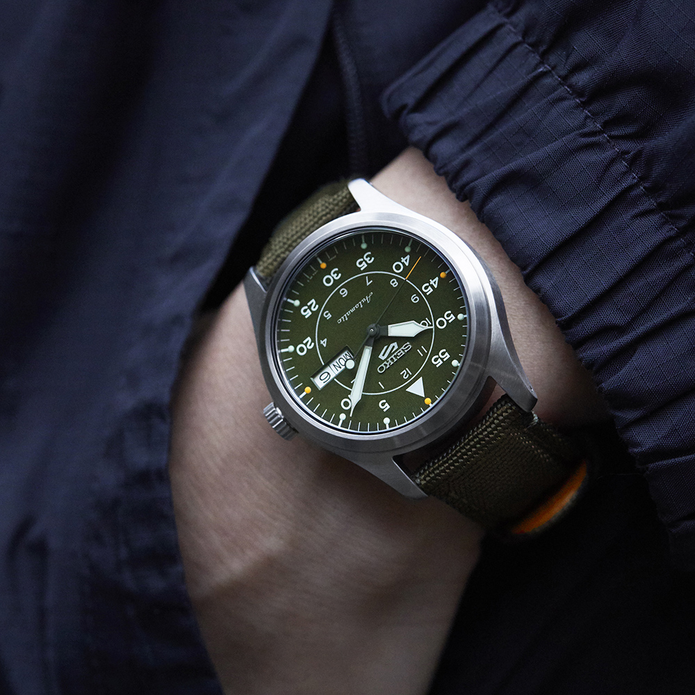 Relógio Seiko 5 Sports Field Automático SRPH29 - Excelência em