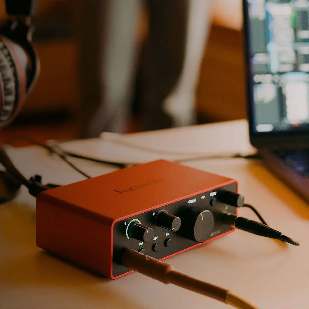 Interface de Áudio FOCUSRITE Solo 4th Gen - MUSICWARE INSTRUMENTOS