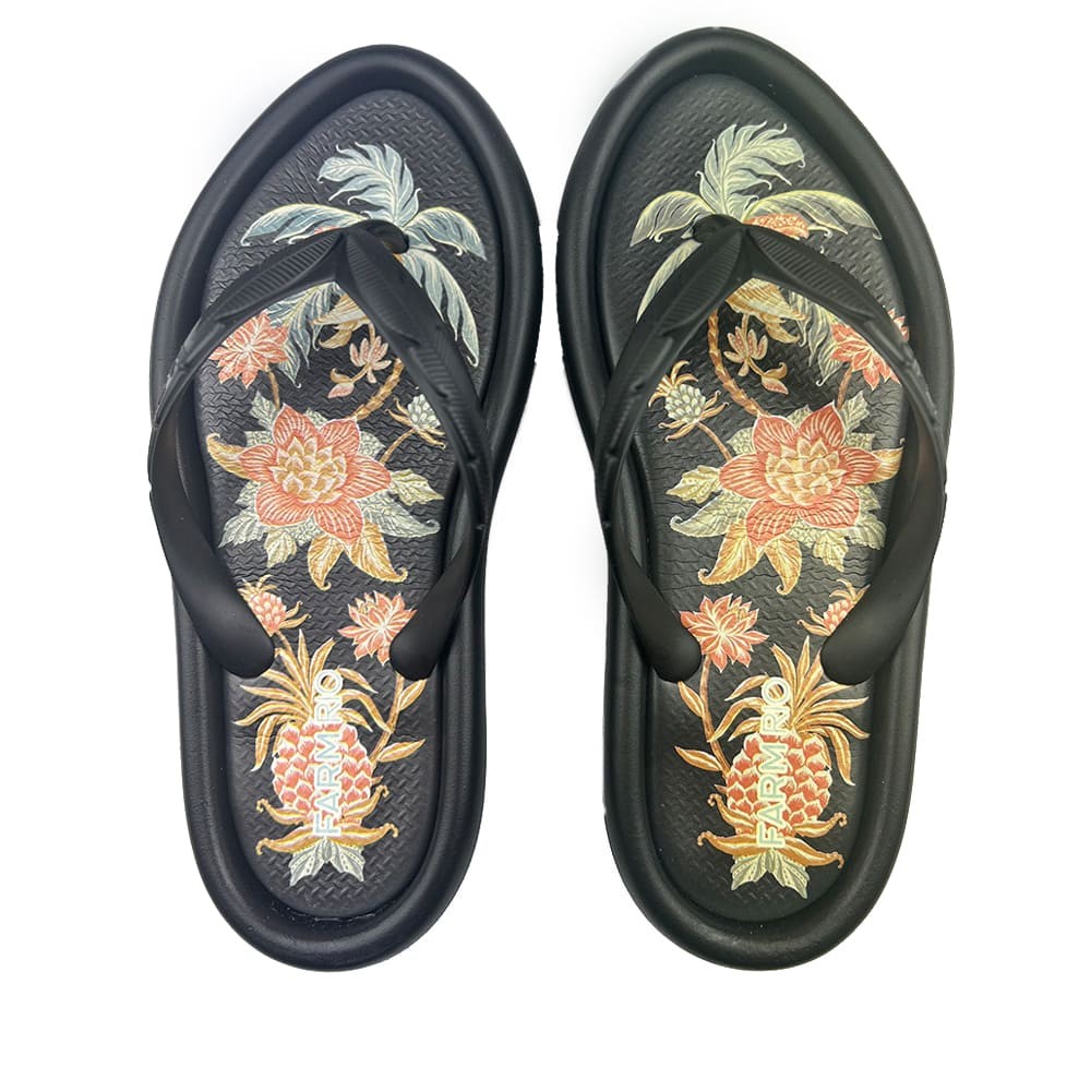 Chinelo Canoa Farm Print Preto - West + | A loja que renova