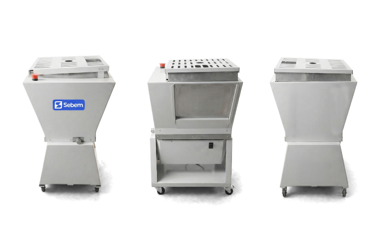 Características Amassadeira Masseira Sovador de Massa Pão Pizza 25 Kg Sebem Semi Rápida Basculante