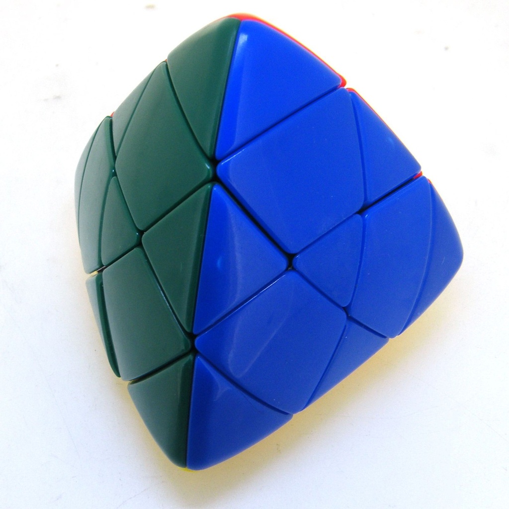 mukupiさん Master Pyramorphix Shengshou - Oncube: os melhores cubos mágicos