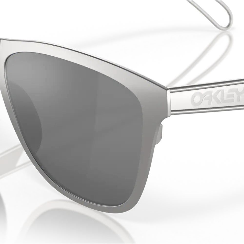 Óculos de Sol Oakley Frogskins TI Raw Titanium - Radical Place