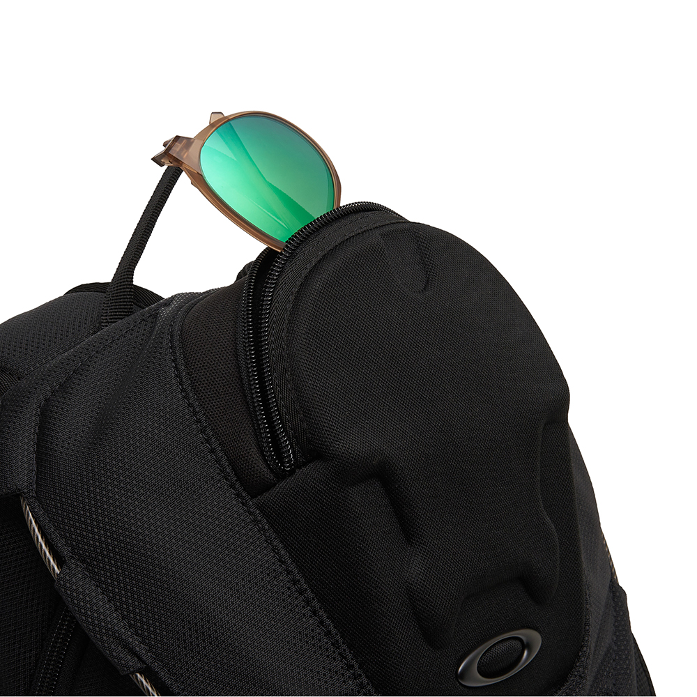 Mochila Oakley Bathroom Sink WT24 Blackout - Radical Place - Loja