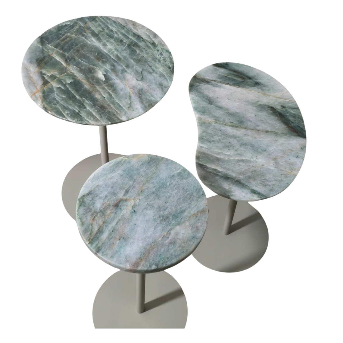 Conjunto de mesas laterais Domani em pedra natural