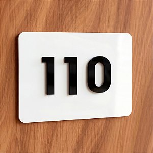 Placa de Acrílico Branco com Números Preto para Apartamento - 3 Números