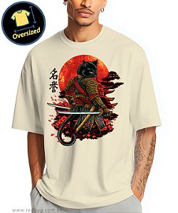Camiseta Oversized Gato Samurai