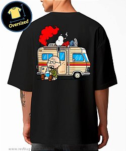 Camiseta Oversized Charlie White e Snoopy Pinkman