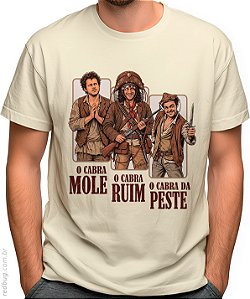 Camiseta Três Cabras em Conflito