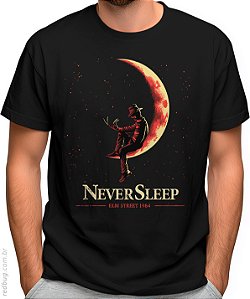 Camiseta Freddy Never Sleeps