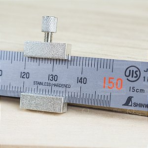 Régua em Aço Inox com Batente - Graminho - 15cm [86386] - Shinwa
