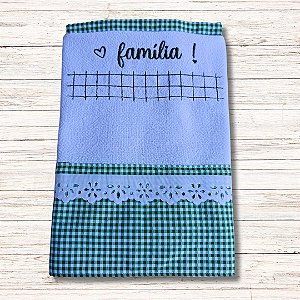 Pano de Prato Bordado - Família