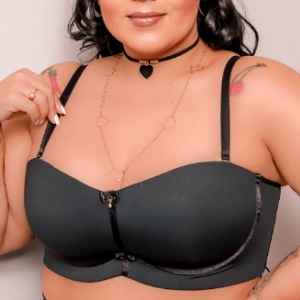 TQC REFORÇADO COM BASE E LATERAIS DE ESPUMA E PINGENTE DE STRASS FECHO DE 6 CM