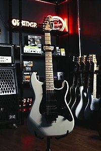 Guitarra Jackson Adrian Smith USA - San Dimas