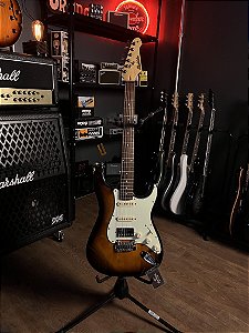 Guitarra Studebaker Skyhawk Strato Hss Sunburst