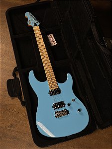 Guitarra V6m24 - Laguna Blue - Vintage  - Com Case